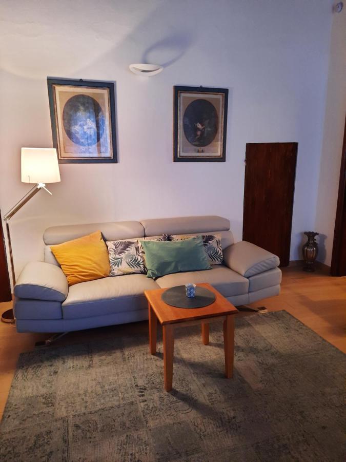 Appartamento In Palazzo Bucelli Montepulciano Stazione Exterior foto