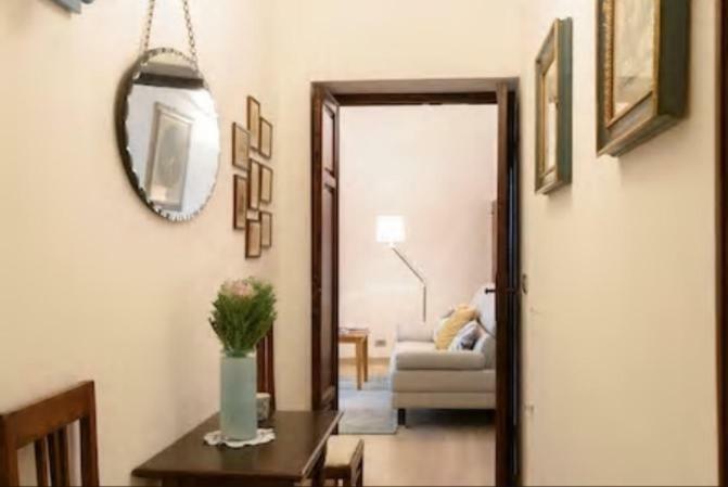 Appartamento In Palazzo Bucelli Montepulciano Stazione Exterior foto