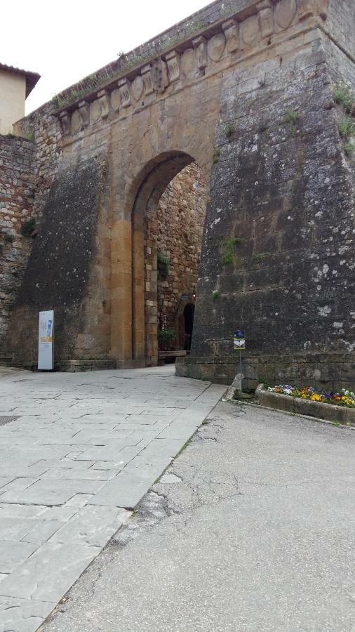 Appartamento In Palazzo Bucelli Montepulciano Stazione Exterior foto